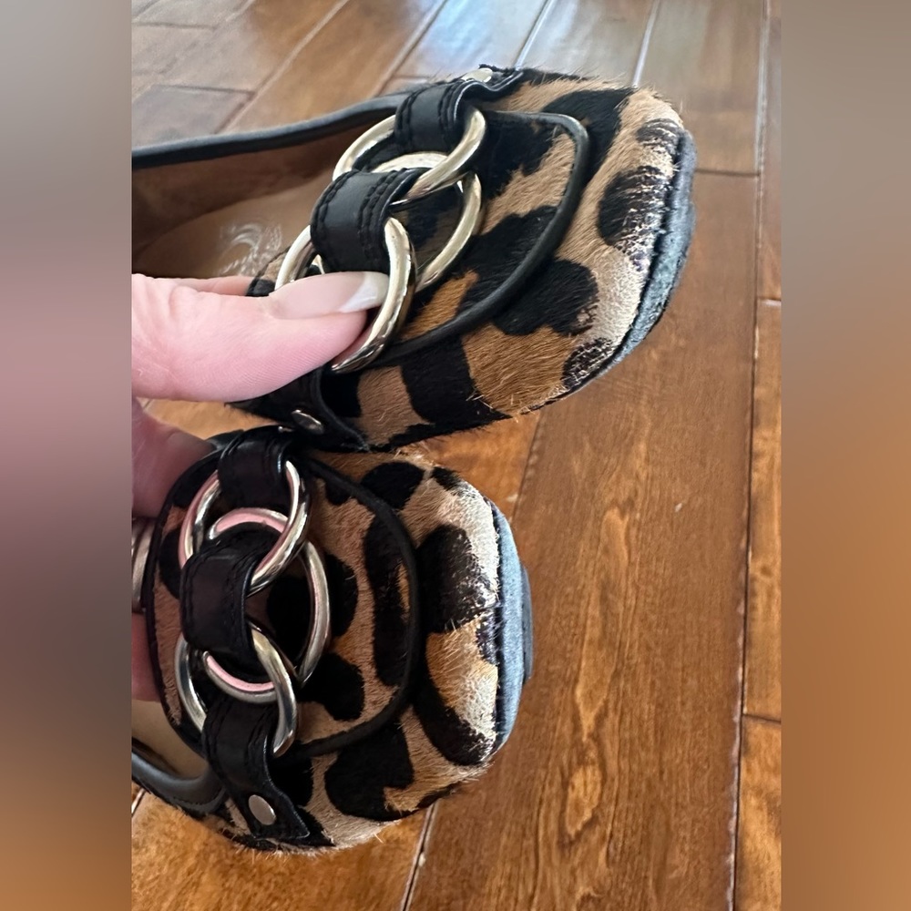 Elie Tahari‎ Size 7 Pony Hair Leopard Print Loafer - Picture 2 of 8